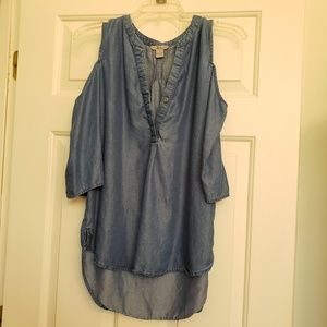 Bass shirt size small